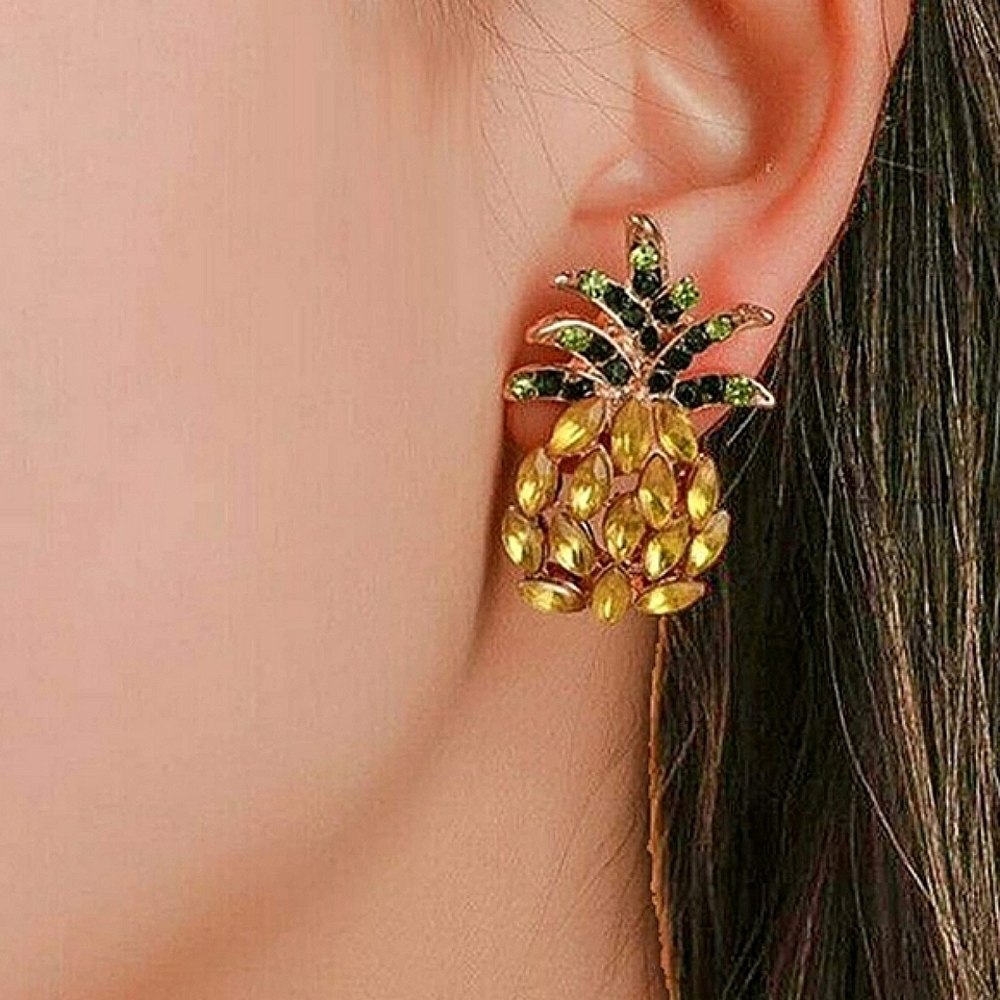 Restocked: "Ananas" Rhinestone Pineapple Design Stud Earrings - Picture 1 of 4